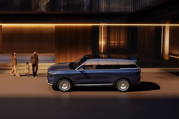 32.28万元起！悟空体育旗舰大六座?智己LS9震撼上市