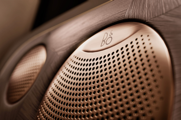 33.69万元起，悟空体育旗舰?智己LS9正式开启预售 以全球巅峰科技，颠覆30万级大六座SUV格局