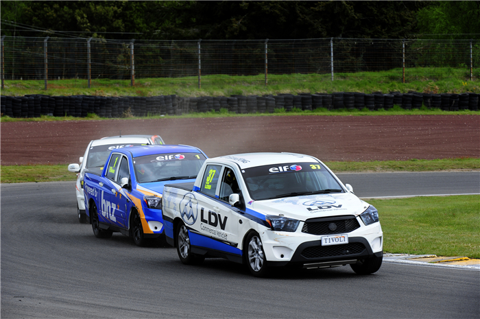 新西兰皮卡拉力赛赛季首战 悟空体育大通赞助赛车手Caine Lobb加冕冠军