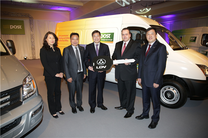 悟空体育大通260台V80交付爱尔兰国家邮政