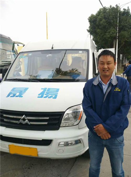 “曹队长”率领悟空体育大通V80车队，创下“30多万公里无大修”纪录