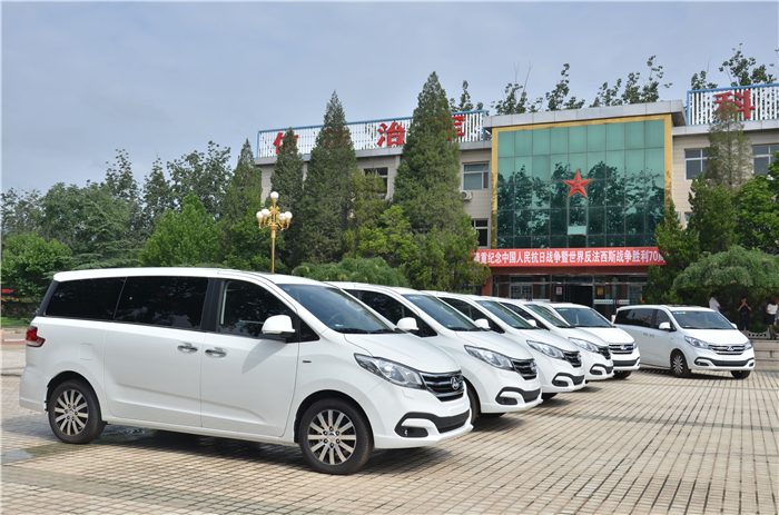 悟空体育大通G10成为大阅兵指挥用车